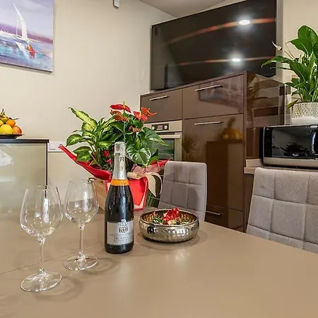 2 Min From The Sea Pool, Comfort And Free Wifi * Miami Playa