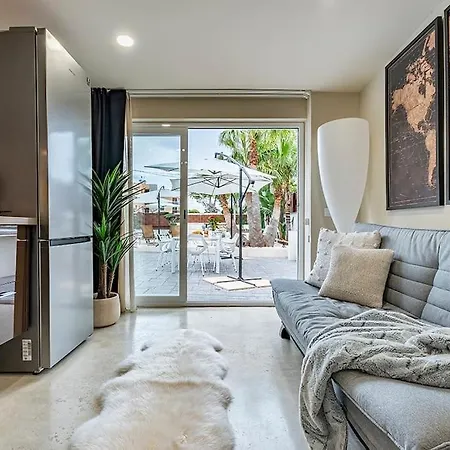 2 Min From The Sea Pool, Comfort And Free Wifi Miami Playa