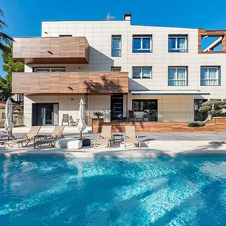 Apartment 2 Min From The Sea Pool, Comfort And Free Wifi Miami Playa
