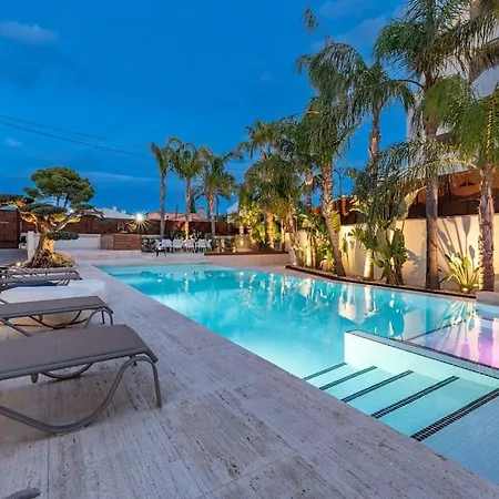 2 Min From The Sea Pool, Comfort And Free Wifi Miami Playa